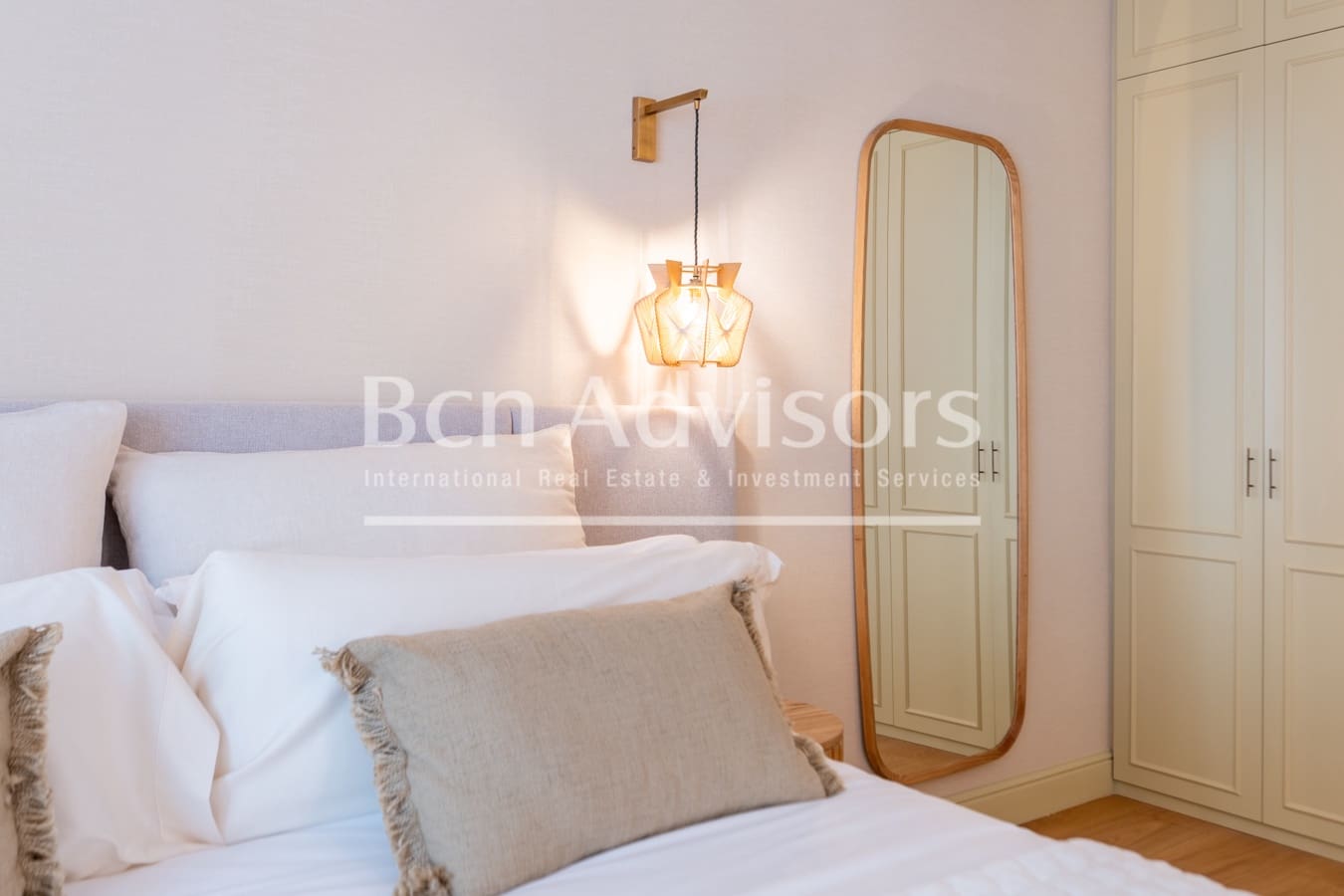 3 bedroom Apartment for sale in Barcelona city - € 2,200,000 (Ref: 9780306)