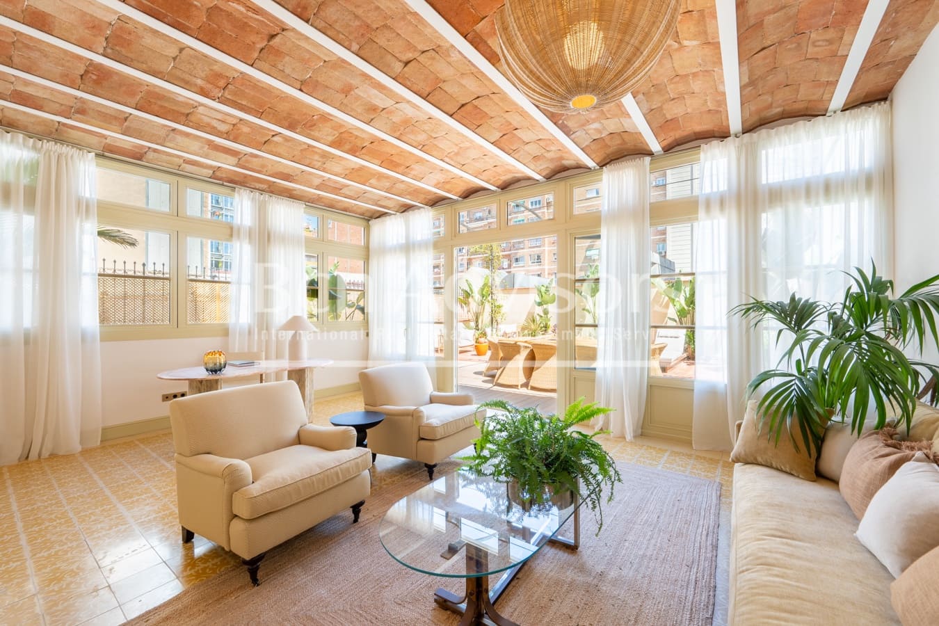 3 bedroom Apartment for sale in Barcelona city - € 2,200,000 (Ref: 9780306)