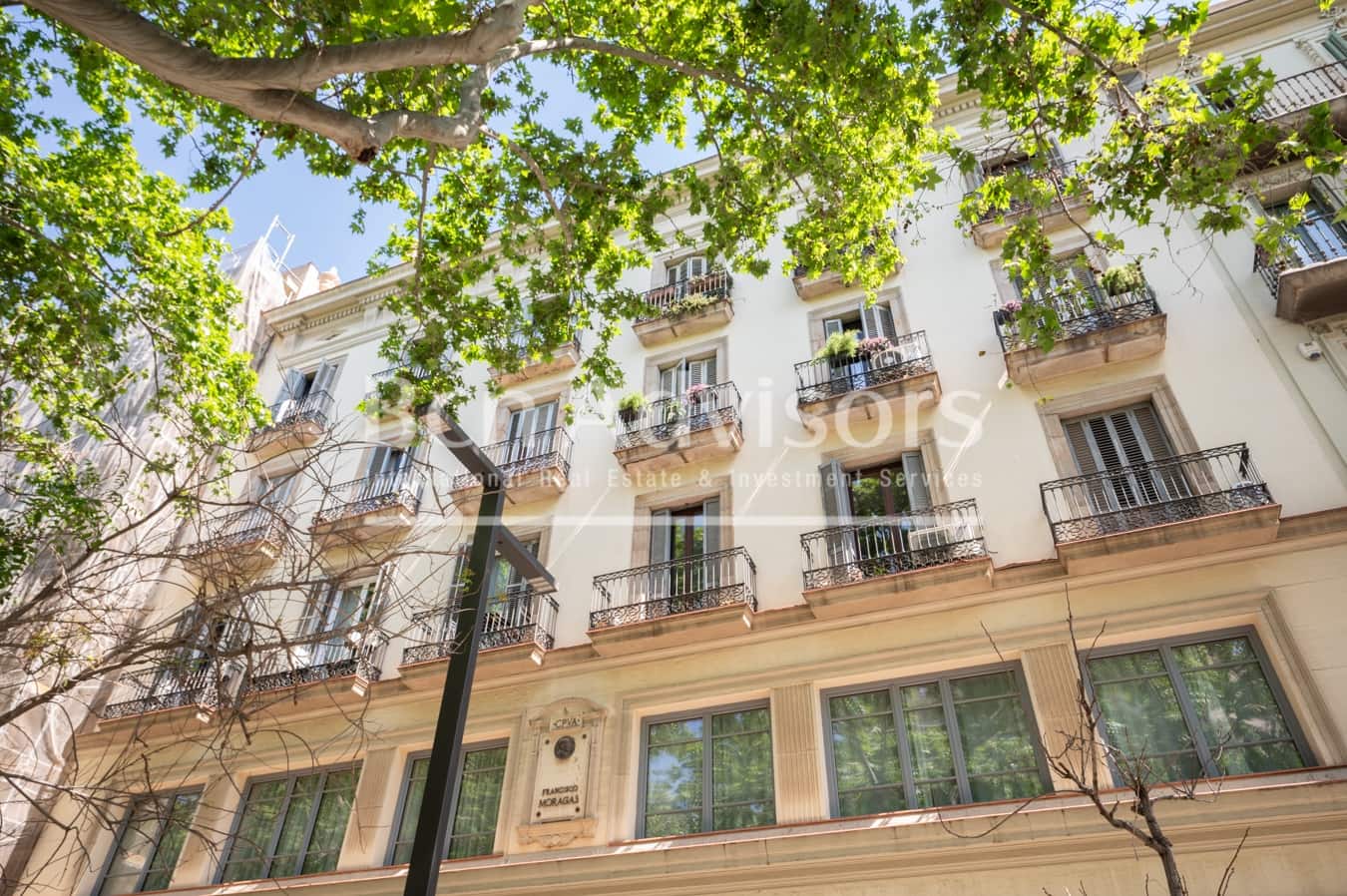 3 bedroom Apartment for sale in Barcelona city - € 2,200,000 (Ref: 9780306)