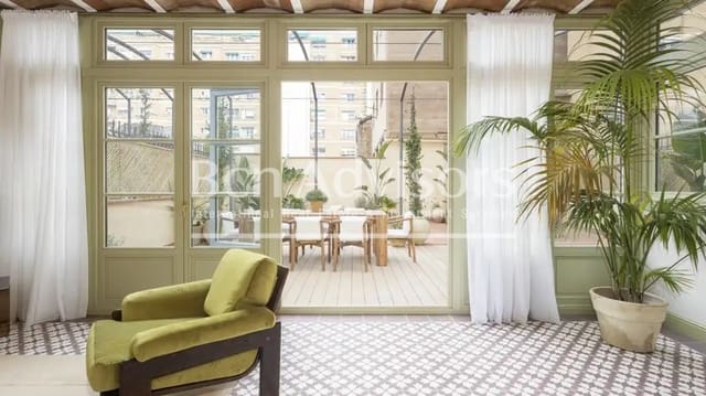 3 quarto Apartamento para venda em El Fort Pienc, Barcelona cidade - 2 100 000 € (Ref: 9780307)