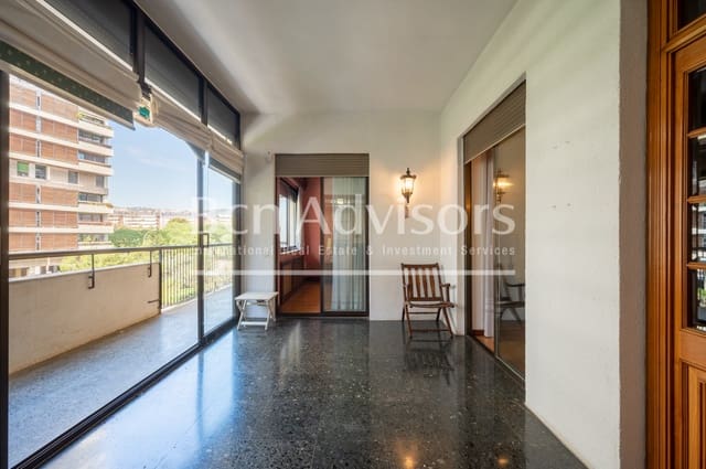 5 soveværelse Lejlighed til salg i Sant Gervasi - Galvany, Barcelona by - € 1.590.000 (Ref: 9786784)