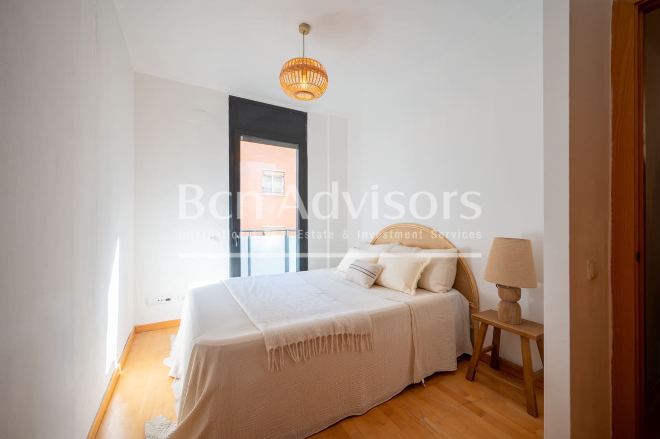 3 soveværelse Byhus til salg i Barcelona by med garage - € 870.000 (Ref: 9788248)