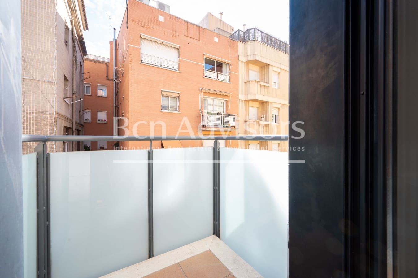 3 soveværelse Byhus til salg i Barcelona by med garage - € 870.000 (Ref: 9788248)