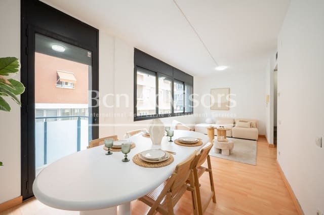 3 soveværelse Byhus til salg i El Camp d'en Grassot i Gràcia Nova, Barcelona by med garage - € 870.000 (Ref: 9788248)