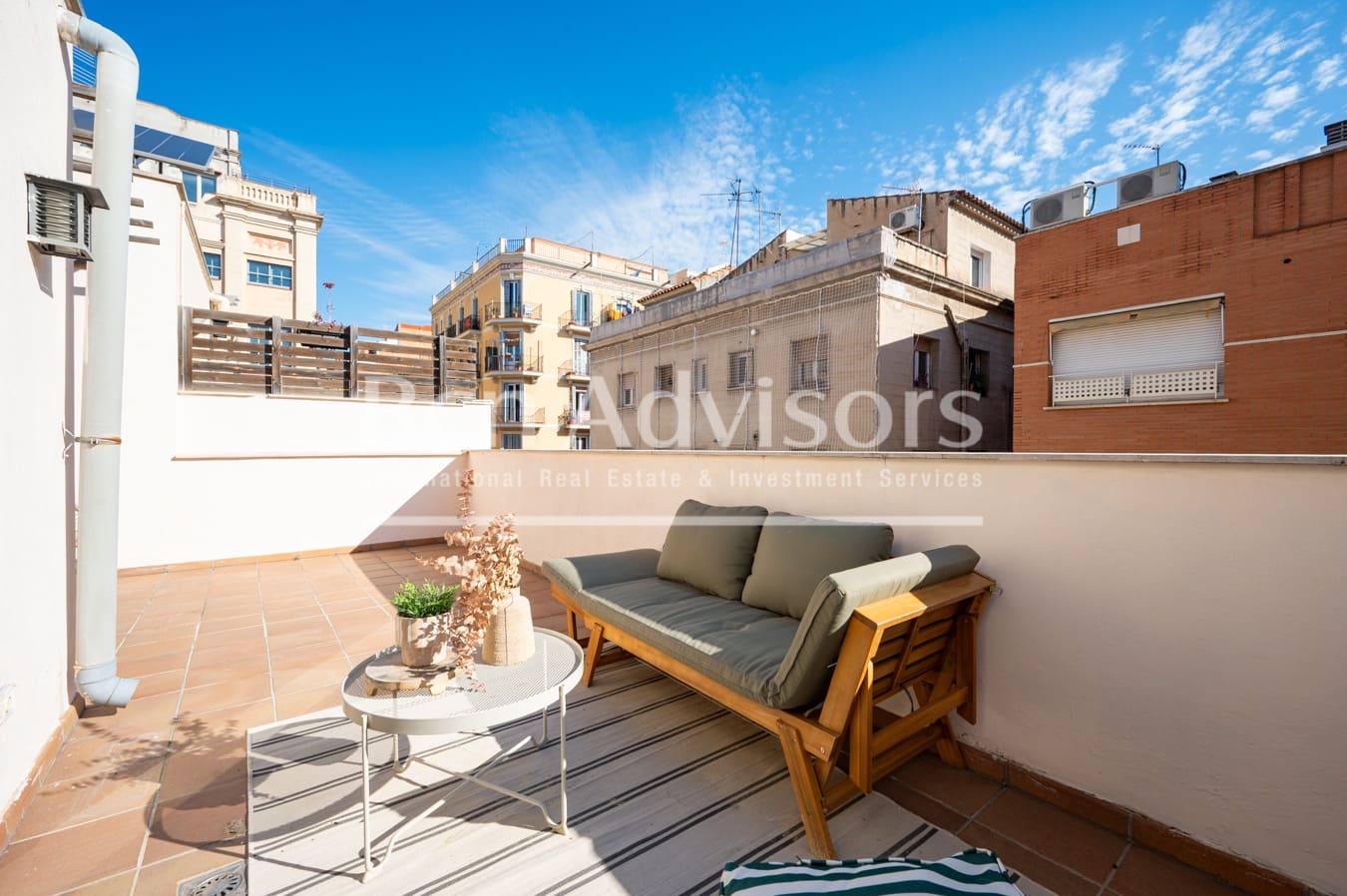 3 soveværelse Byhus til salg i Barcelona by med garage - € 870.000 (Ref: 9788248)