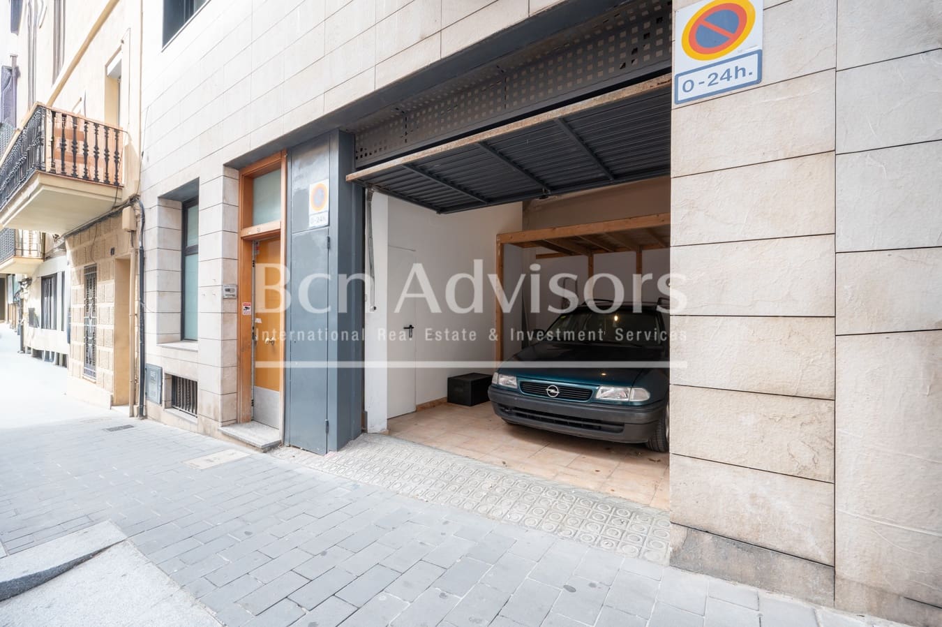 3 soveværelse Byhus til salg i Barcelona by med garage - € 870.000 (Ref: 9788248)