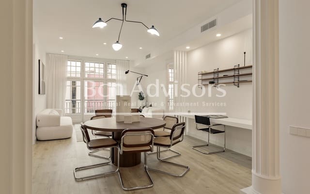 3 chambre Appartement à vendre à El Barri Gòtic, Barcelone ville - 1 120 000 € (Ref: 9806290)