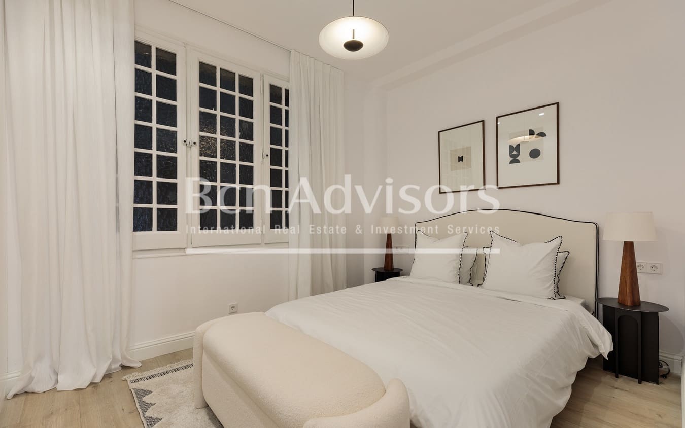 3 bedroom Apartment for sale in Barcelona city - € 1,120,000 (Ref: 9806290)