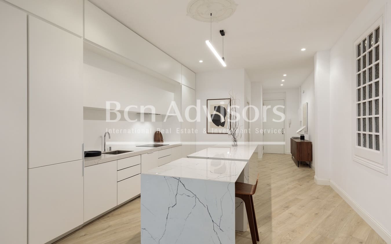 3 bedroom Apartment for sale in Barcelona city - € 1,120,000 (Ref: 9806290)