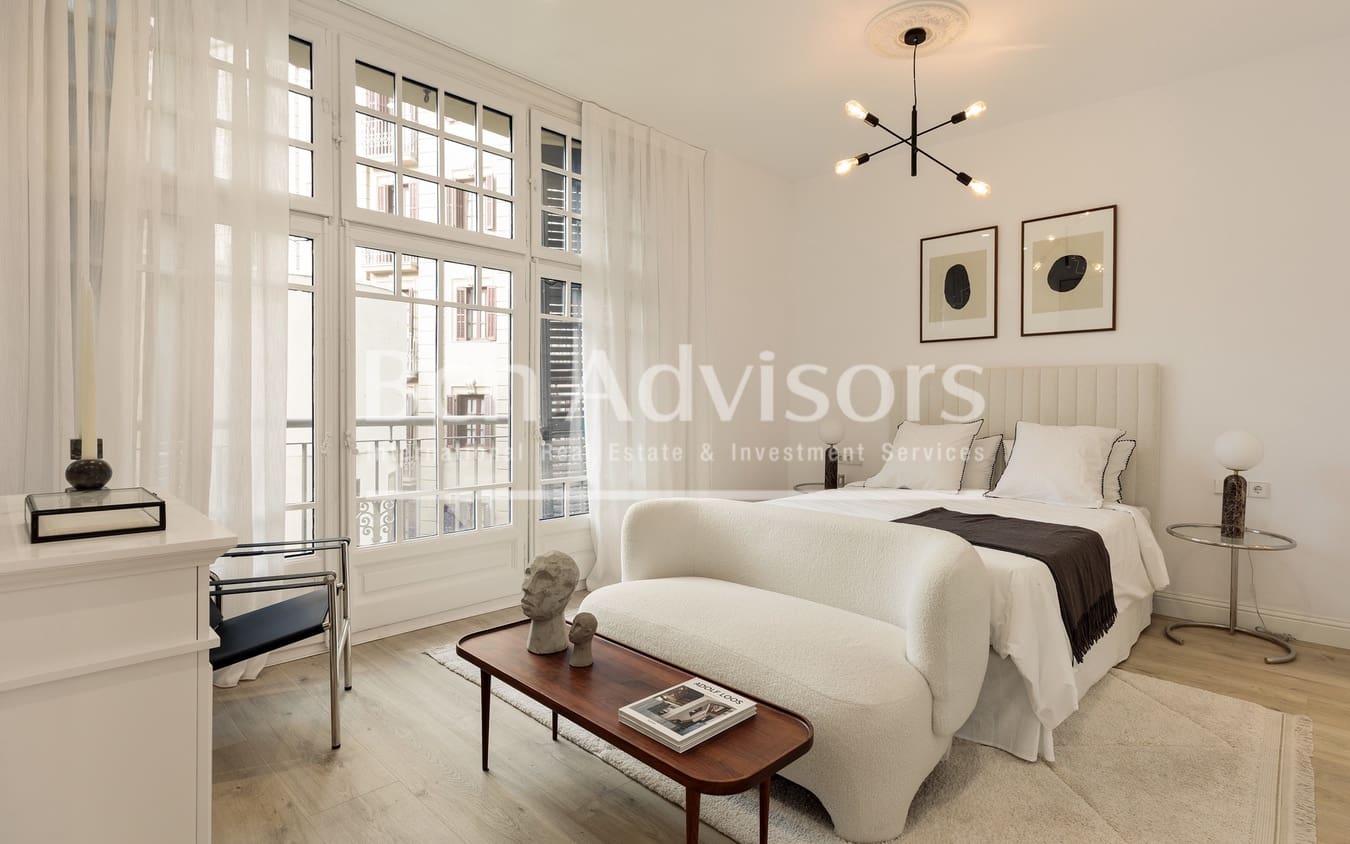 3 bedroom Apartment for sale in Barcelona city - € 1,120,000 (Ref: 9806290)