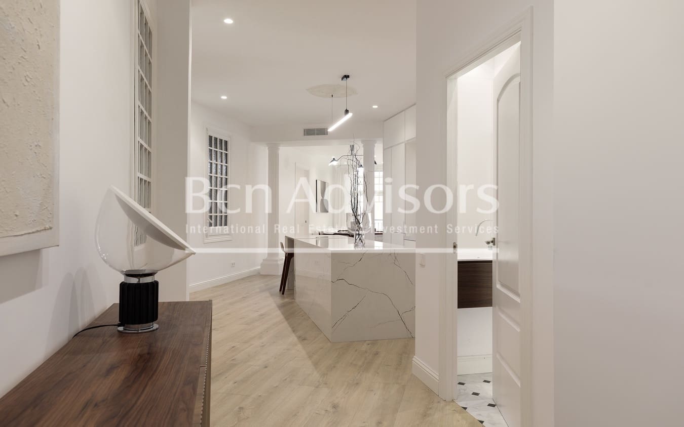 3 bedroom Apartment for sale in Barcelona city - € 1,120,000 (Ref: 9806290)