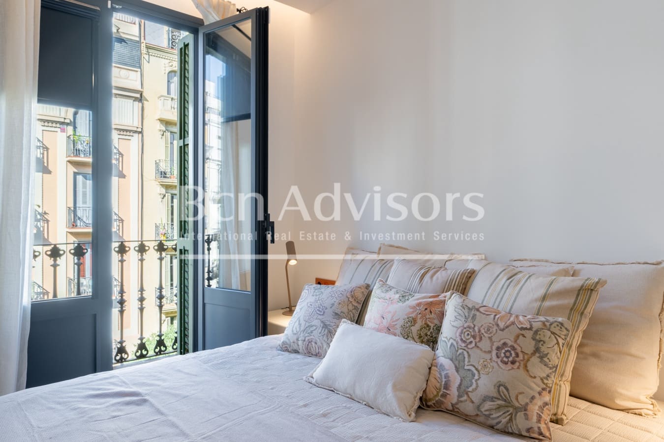 Apartamento de 3 habitaciones en Barcelona ciudad en venta - 1.095.000 € (Ref: 9807836)