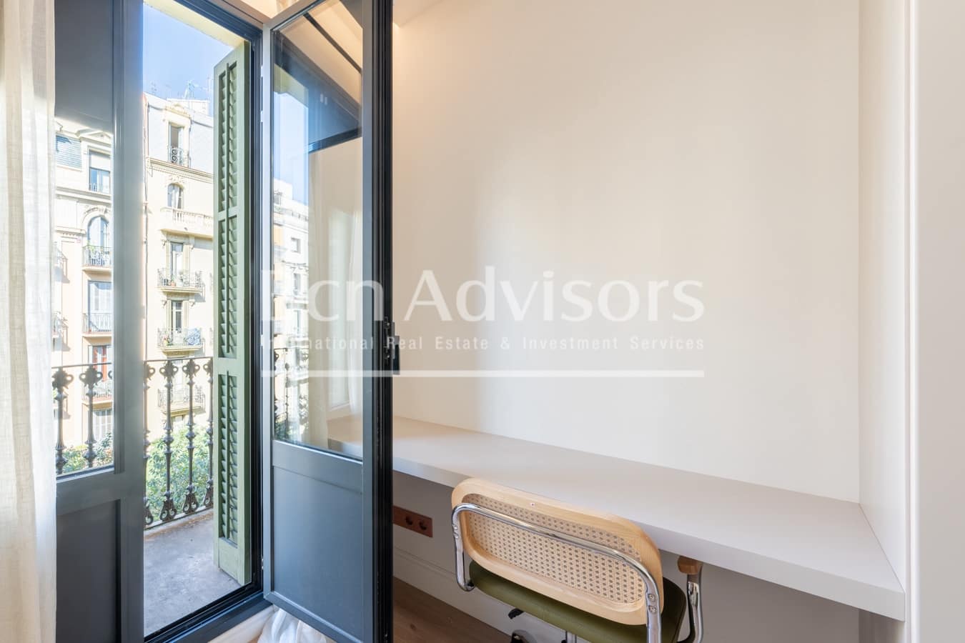 Apartamento de 3 habitaciones en Barcelona ciudad en venta - 1.095.000 € (Ref: 9807836)