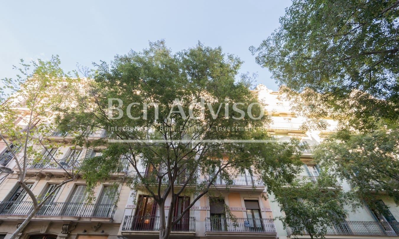 Apartamento de 3 habitaciones en Barcelona ciudad en venta - 1.095.000 € (Ref: 9807836)