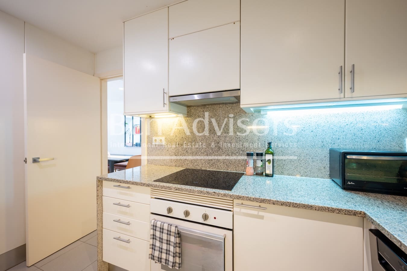 4 sovrum Lägenhet till salu i Barcelona stad - 750 000 € (Ref: 9811399)
