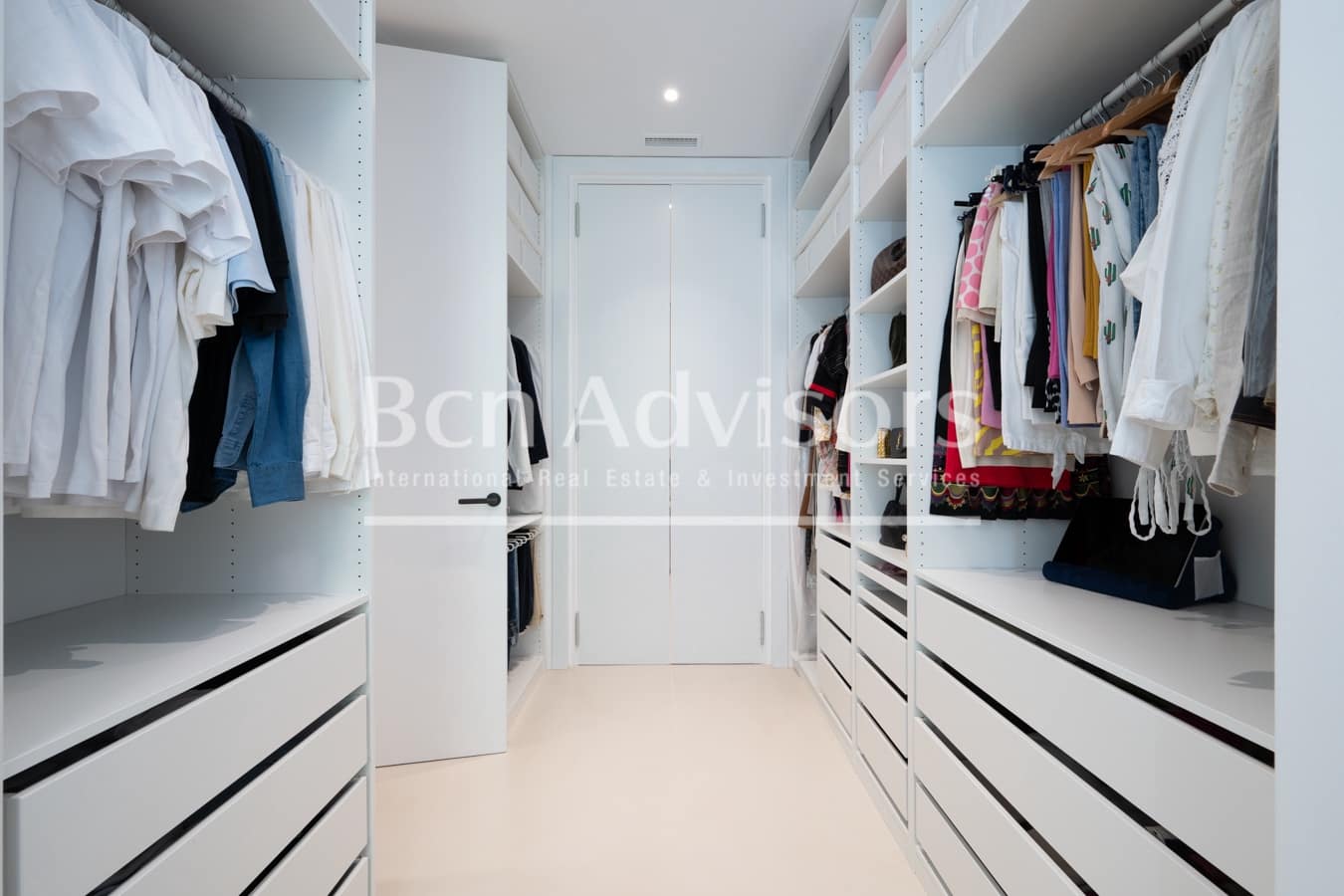 3 slaapkamer Appartement te koop in Barcelona stad - € 895.000 (Ref: 9815720)