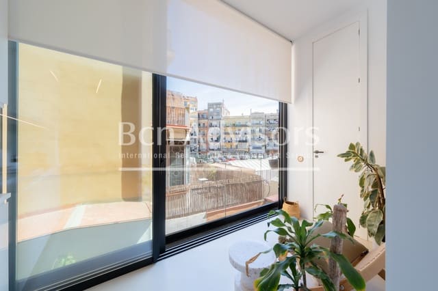 3 slaapkamer Appartement te koop in L'Antiga Esquerra de L'Eixample, Barcelona stad - € 895.000 (Ref: 9815720)