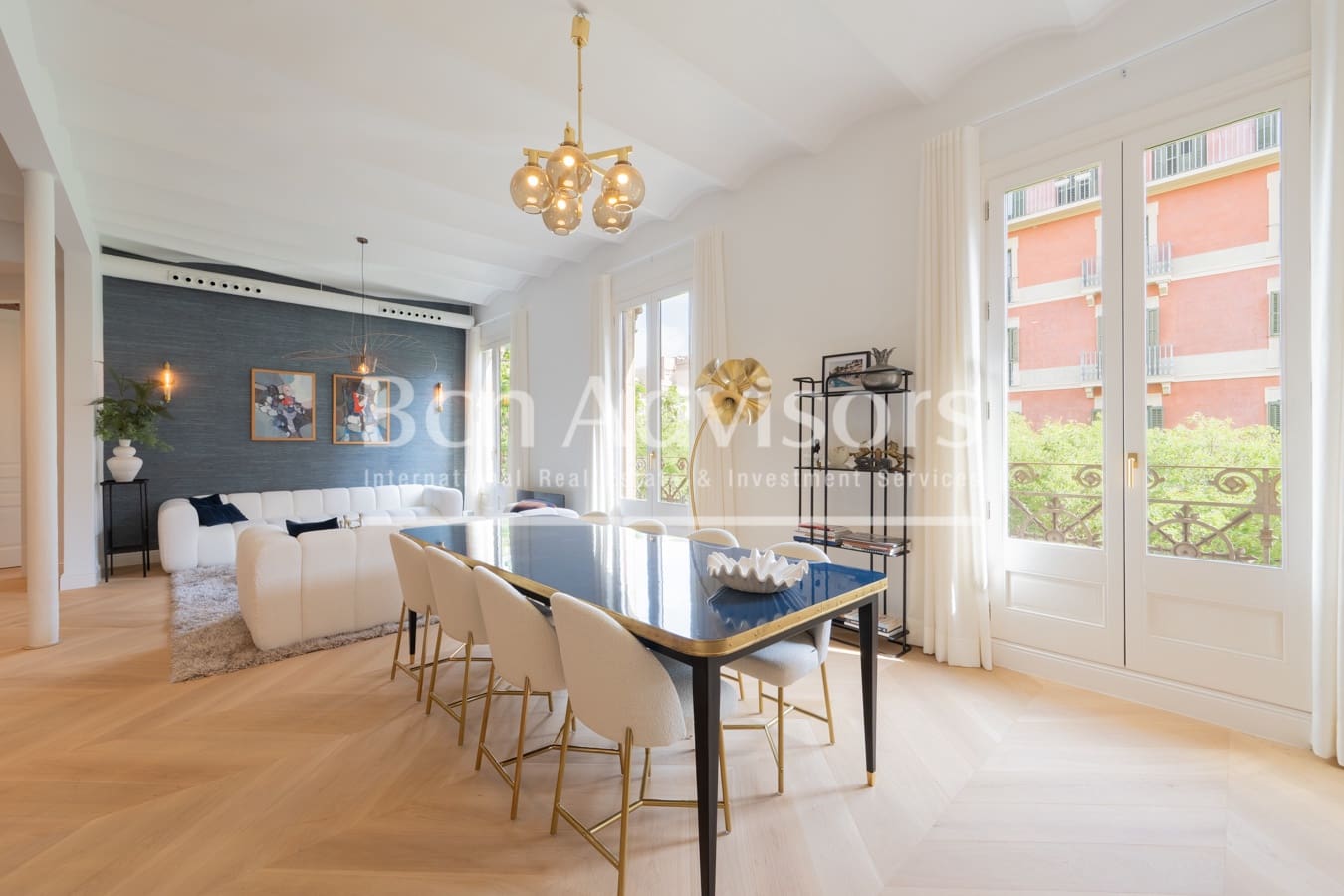3 soveværelse Lejlighed til salg i Barcelona by - € 1.790.000 (Ref: 9815721)