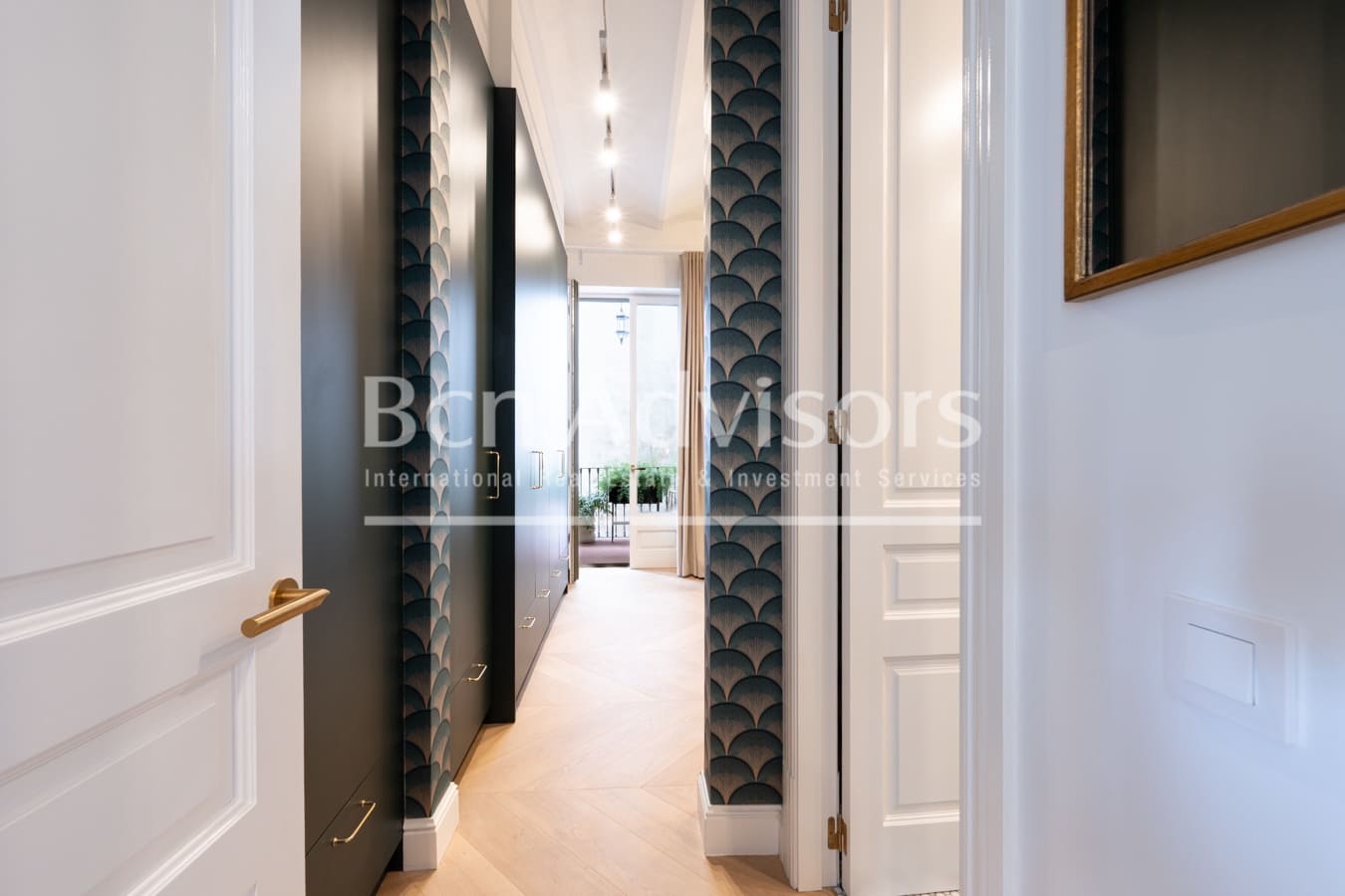 3 soveværelse Lejlighed til salg i Barcelona by - € 1.790.000 (Ref: 9815721)