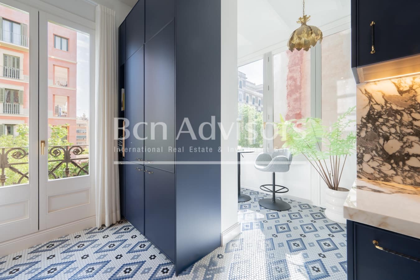 3 soveværelse Lejlighed til salg i Barcelona by - € 1.790.000 (Ref: 9815721)