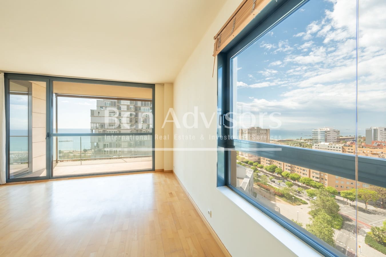 4 bedroom Apartment for sale in Barcelona city with pool - € 1,330,000 (Ref: 9820216)