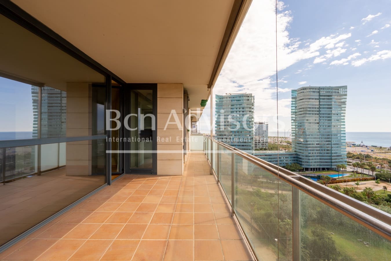 4 bedroom Apartment for sale in Barcelona city with pool - € 1,330,000 (Ref: 9820216)