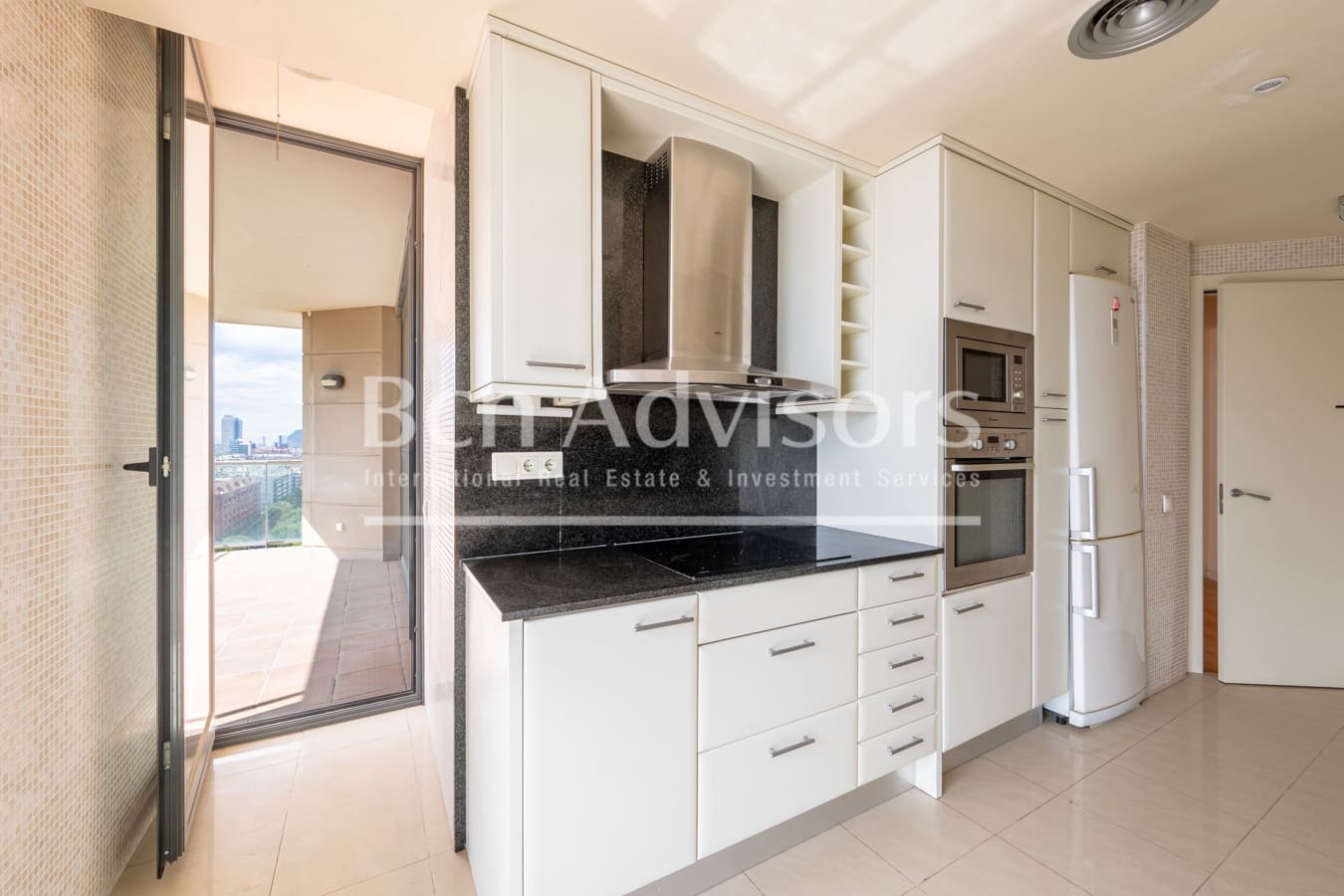 4 bedroom Apartment for sale in Barcelona city with pool - € 1,330,000 (Ref: 9820216)