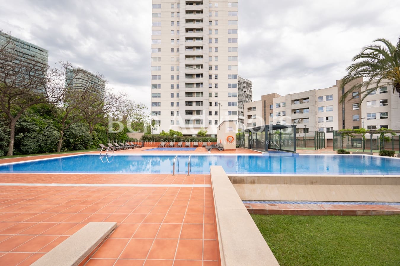 4 bedroom Apartment for sale in Barcelona city with pool - € 1,330,000 (Ref: 9820216)