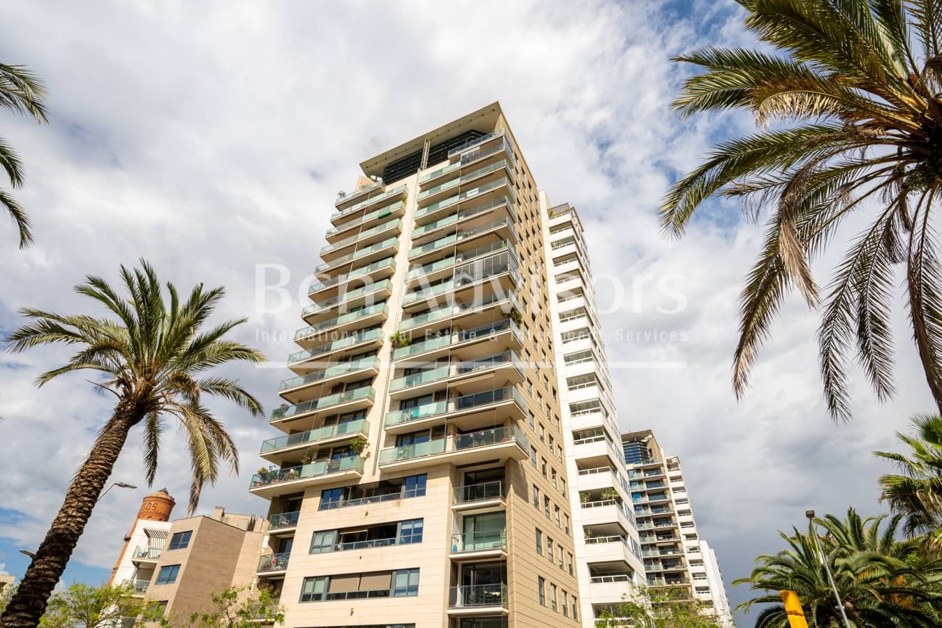 4 bedroom Apartment for sale in Barcelona city with pool - € 1,330,000 (Ref: 9820216)