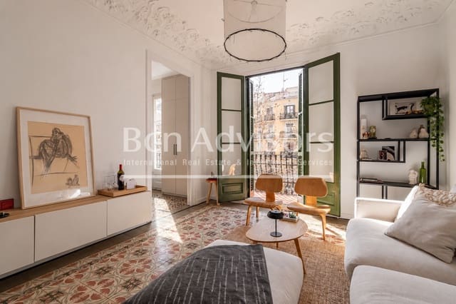 3 bedroom Apartment for sale in Sant Antoni, Barcelona city - € 750,000 (Ref: 9820217)