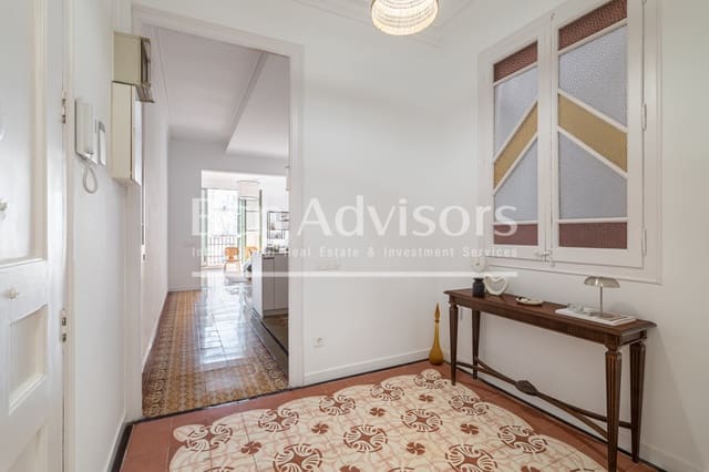 3 bedroom Apartment for sale in Sant Antoni, Barcelona city - € 750,000 (Ref: 9820217)