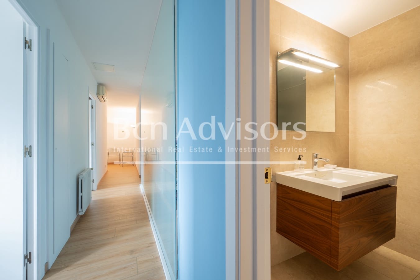 Apartamento de 4 habitaciones en Barcelona ciudad en venta con garaje - 790.000 € (Ref: 9839068)