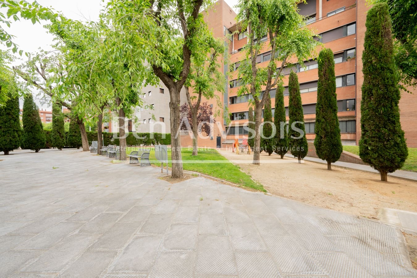 Apartamento de 4 habitaciones en Barcelona ciudad en venta con garaje - 790.000 € (Ref: 9839068)