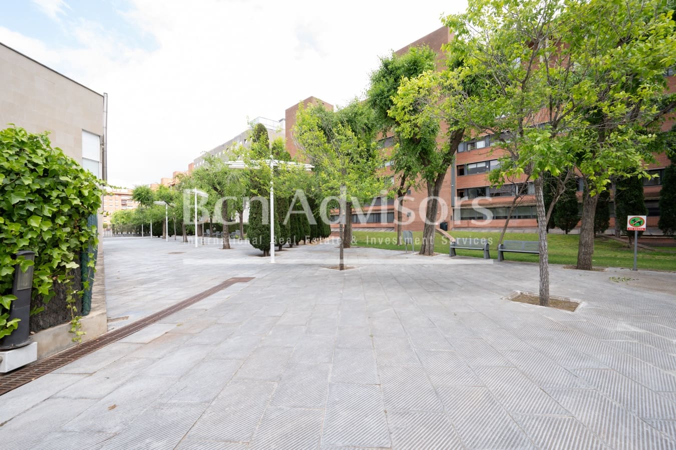 Apartamento de 4 habitaciones en Barcelona ciudad en venta con garaje - 790.000 € (Ref: 9839068)