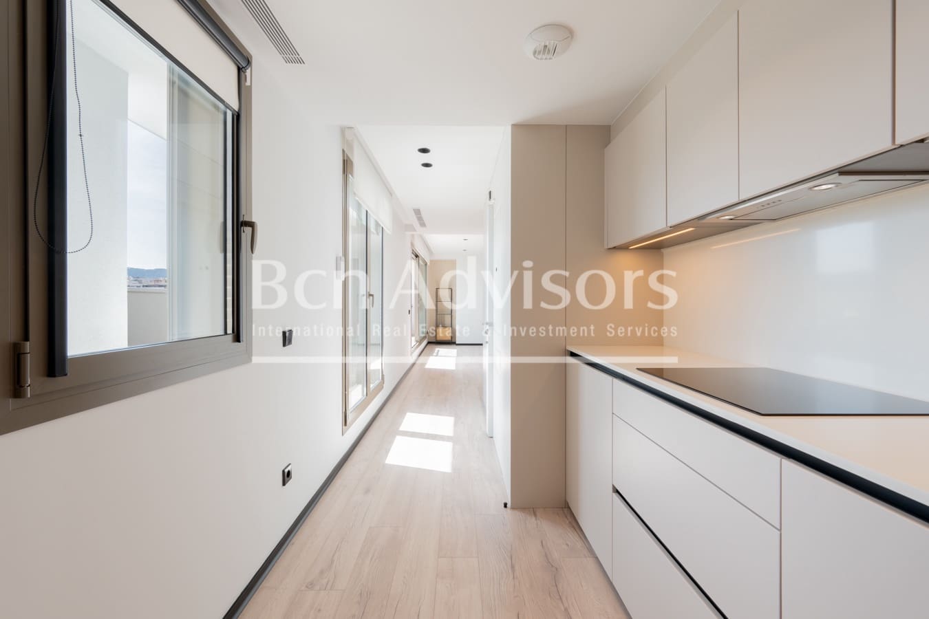 1 bedroom Penthouse for sale in Barcelona city with garage - € 870,000 (Ref: 9839070)