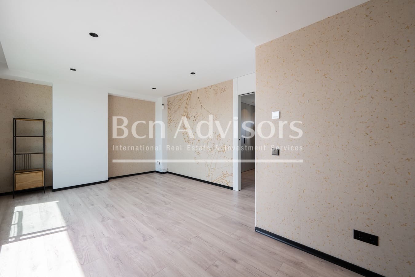 1 bedroom Penthouse for sale in Barcelona city with garage - € 870,000 (Ref: 9839070)