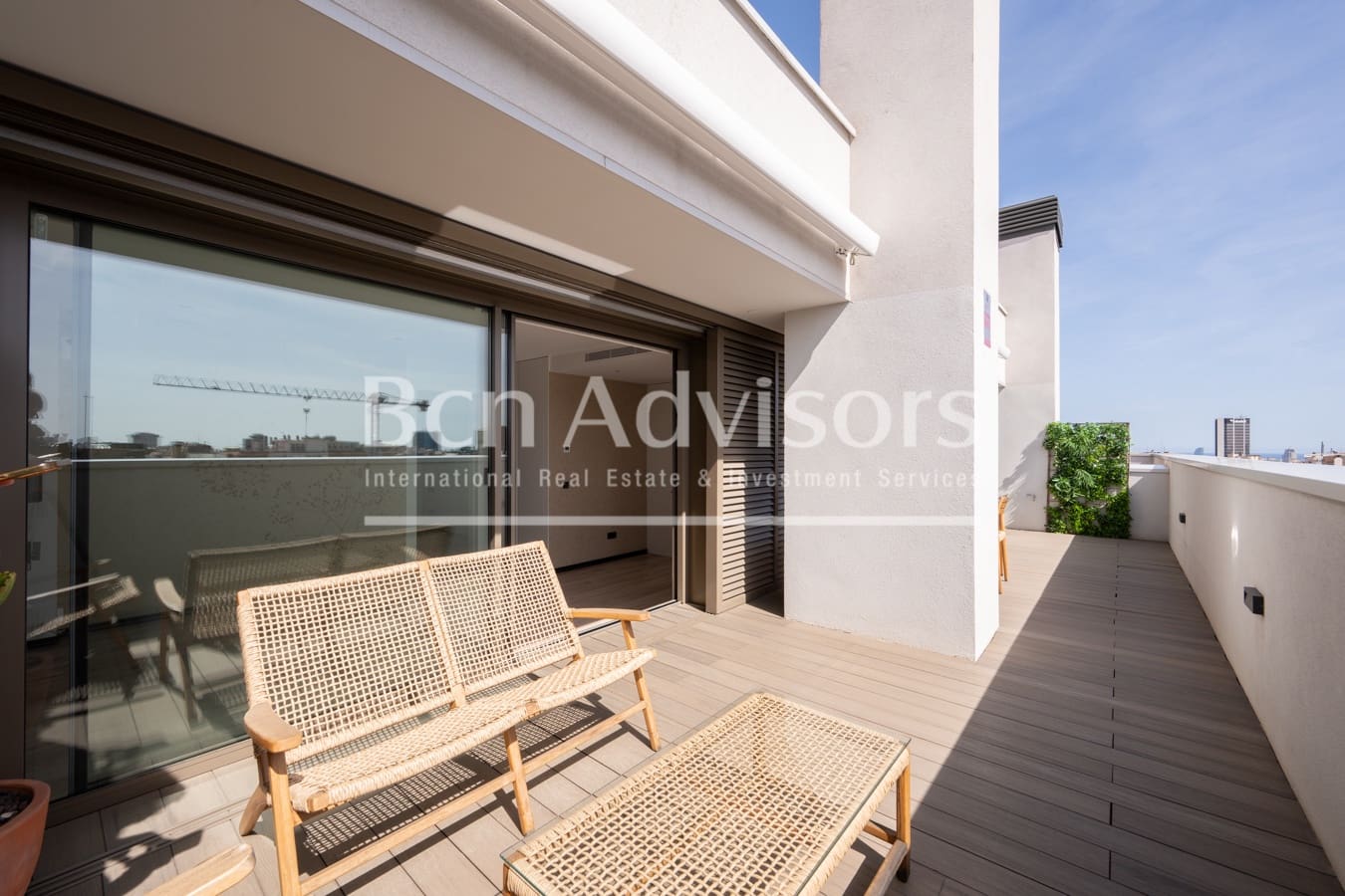 1 bedroom Penthouse for sale in Barcelona city with garage - € 870,000 (Ref: 9839070)