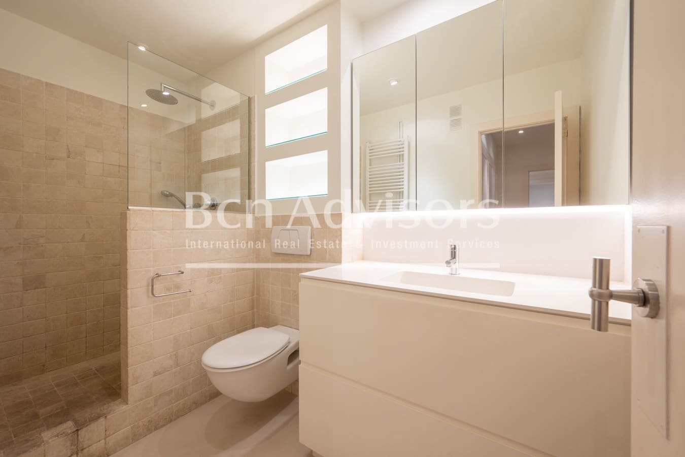 4 soveværelse Lejlighed til salg i Barcelona by med garage - € 1.490.000 (Ref: 9839071)