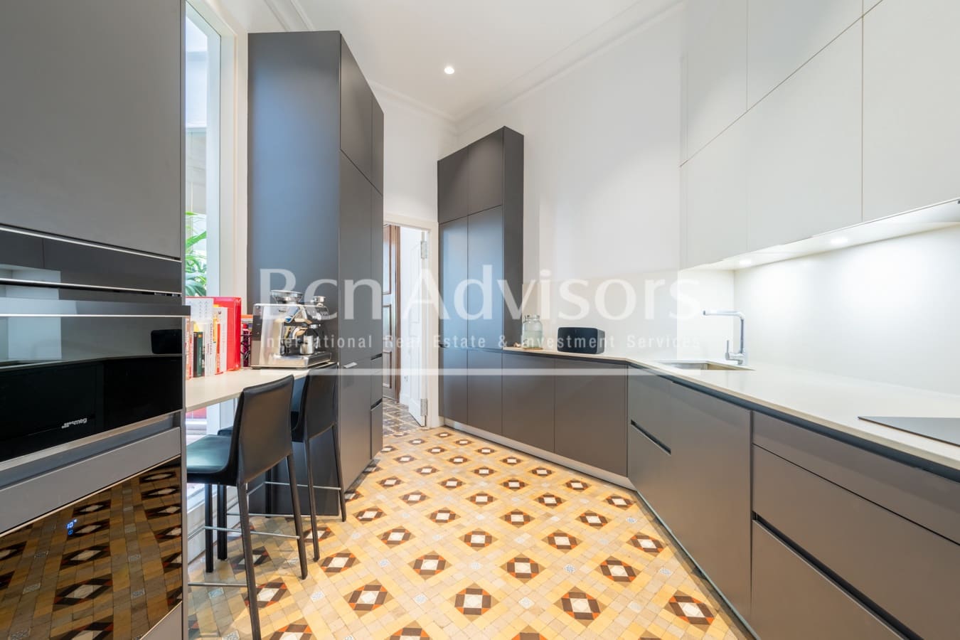 5 soveværelse Lejlighed til salg i Barcelona by - € 1.795.000 (Ref: 9855195)