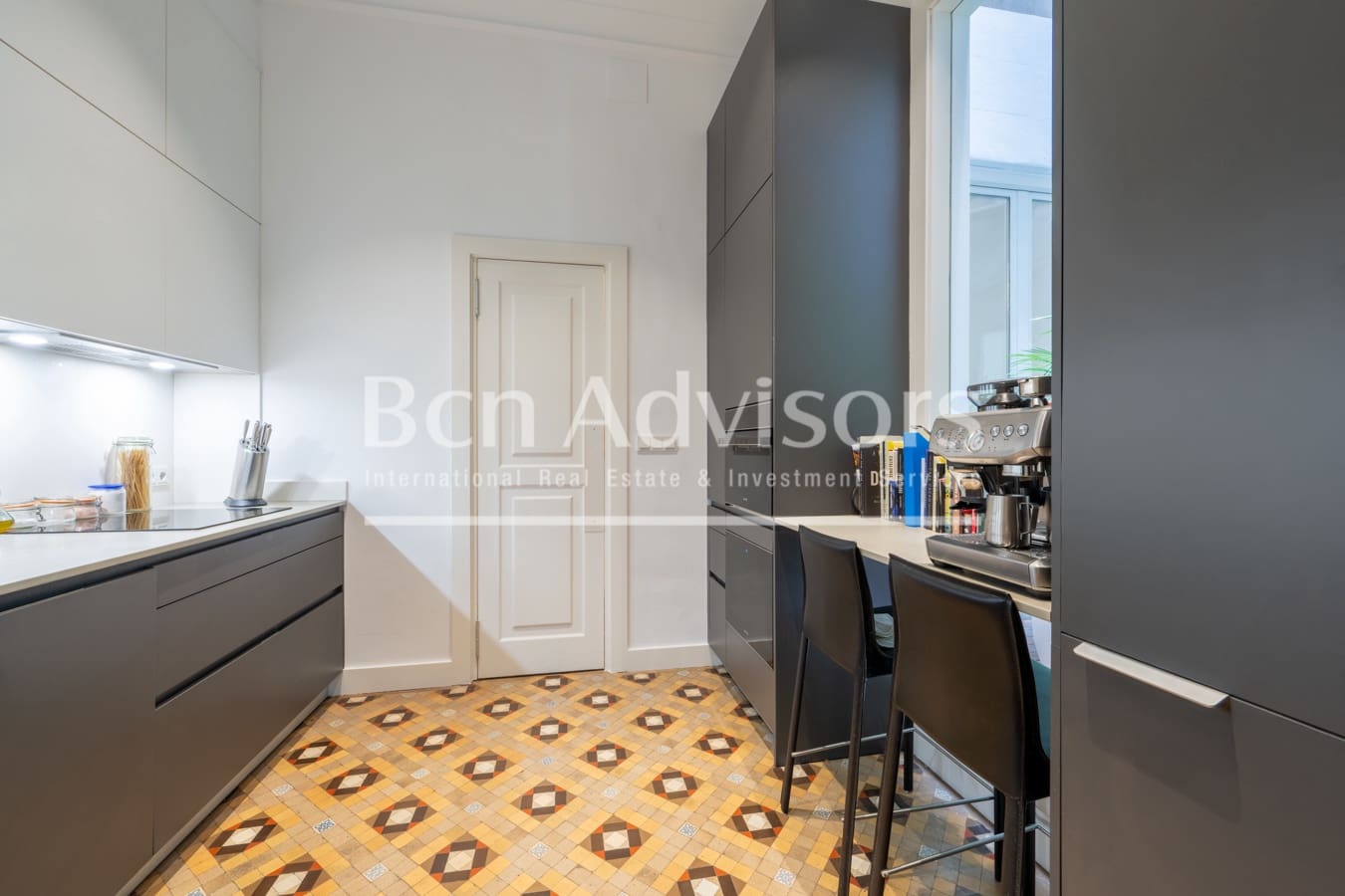 5 soveværelse Lejlighed til salg i Barcelona by - € 1.795.000 (Ref: 9855195)