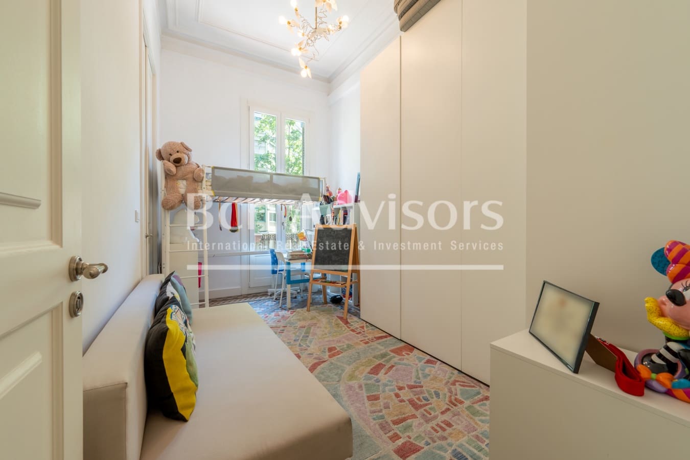 5 soveværelse Lejlighed til salg i Barcelona by - € 1.795.000 (Ref: 9855195)