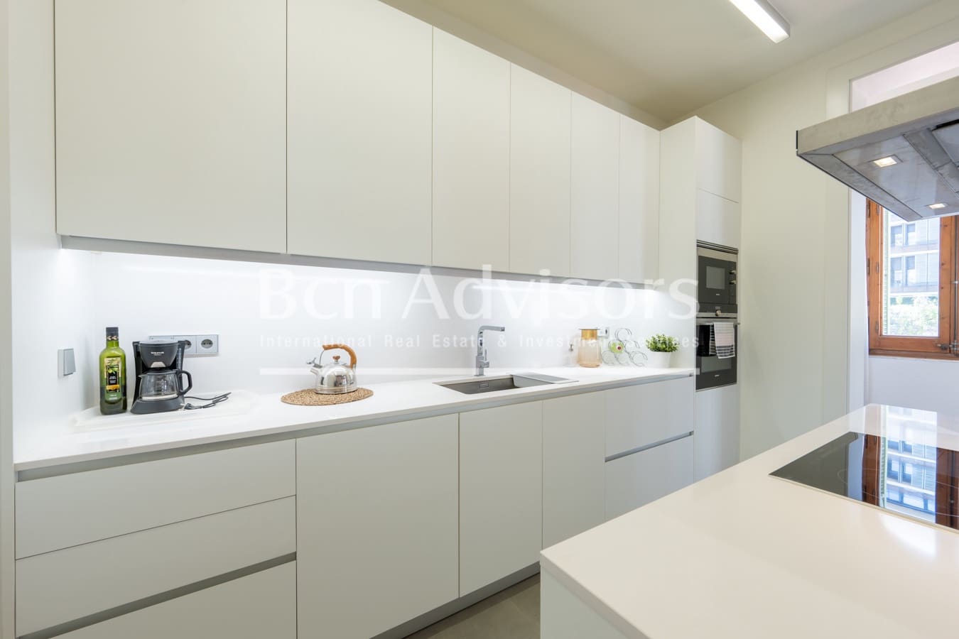 2 slaapkamer Appartement te koop in Barcelona stad met zwembad - € 1.000.000 (Ref: 9864978)