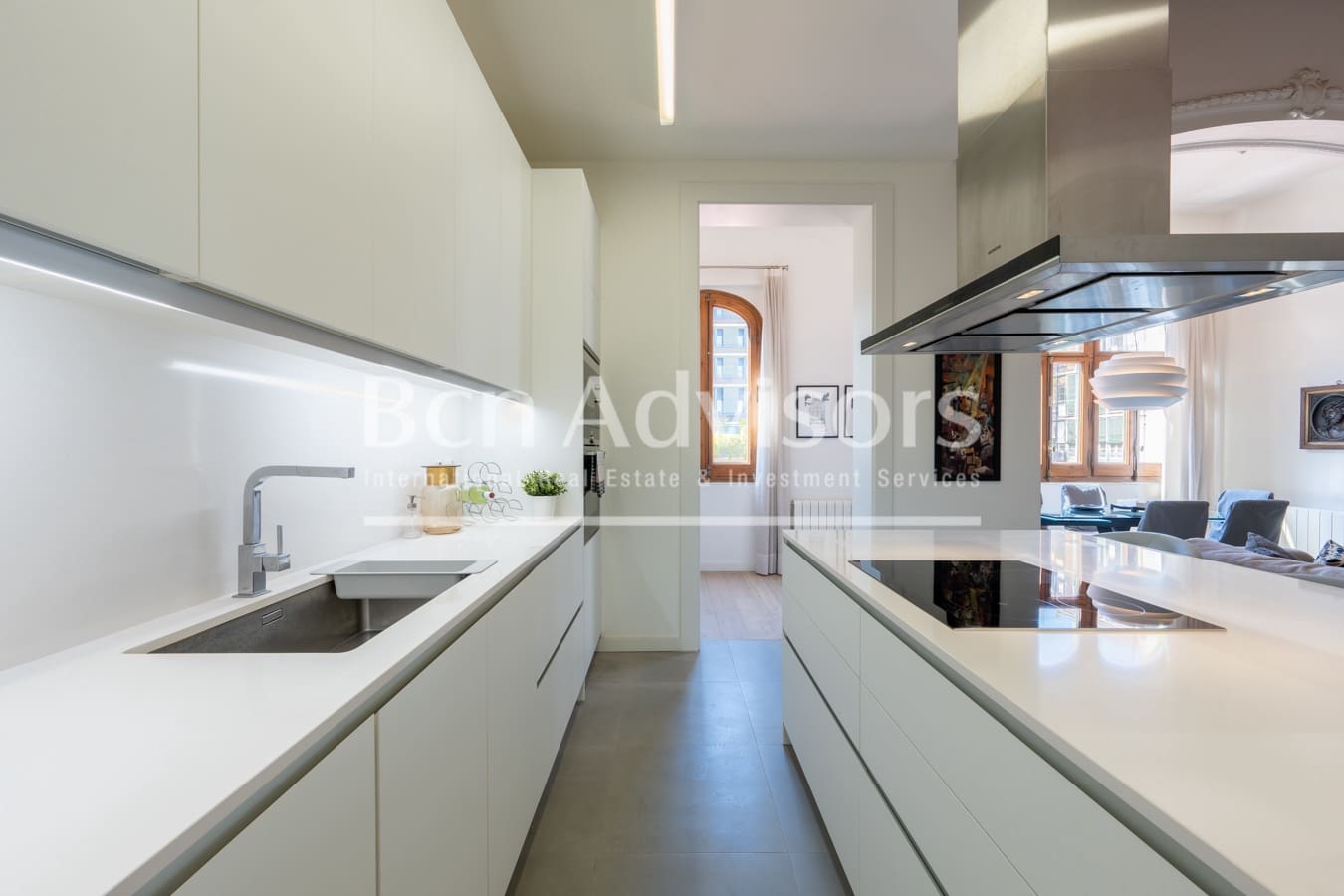 2 slaapkamer Appartement te koop in Barcelona stad met zwembad - € 1.000.000 (Ref: 9864978)