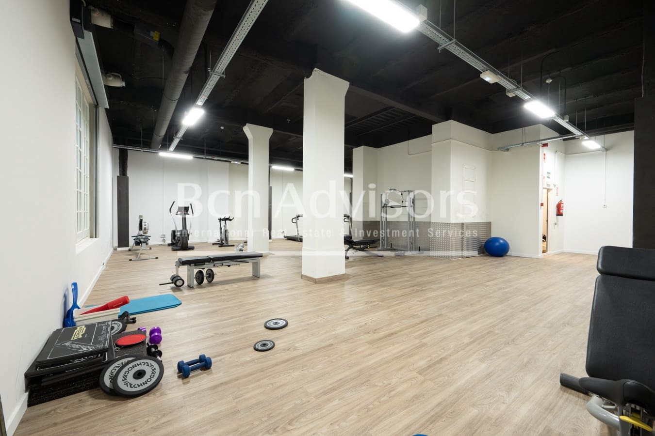 2 slaapkamer Appartement te koop in Barcelona stad met zwembad - € 1.000.000 (Ref: 9864978)