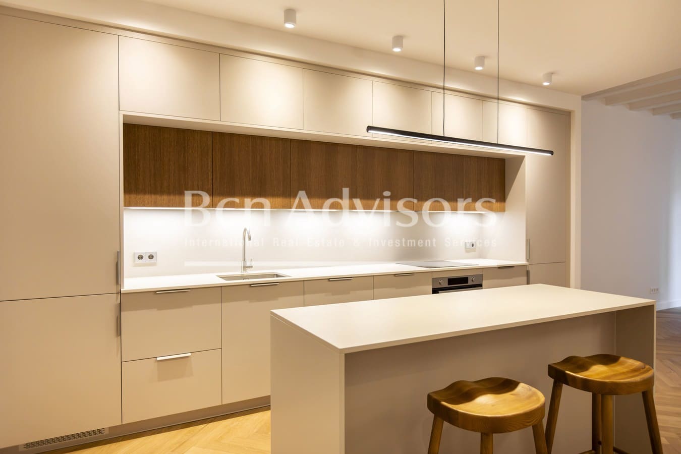 3 soveværelse Lejlighed til salg i Barcelona by - € 698.000 (Ref: 9875847)