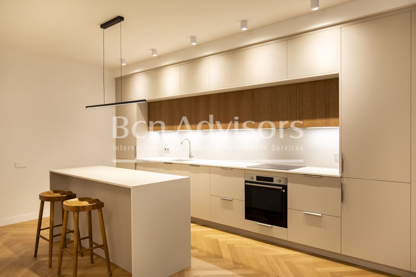 3 soveværelse Lejlighed til salg i Barcelona by - € 698.000 (Ref: 9875847)