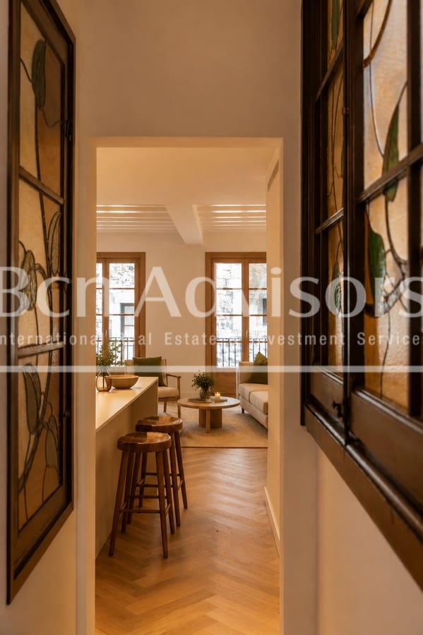 3 soveværelse Lejlighed til salg i Barcelona by - € 698.000 (Ref: 9875847)