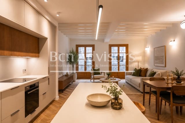 3 chambre Appartement à vendre à El Barri Gòtic, Barcelone ville - 698 000 € (Ref: 9875847)