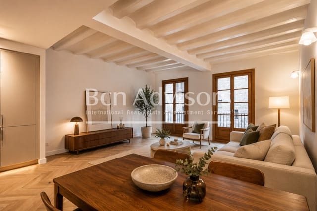 3 chambre Appartement à vendre à El Barri Gòtic, Barcelone ville - 698 000 € (Ref: 9875847)