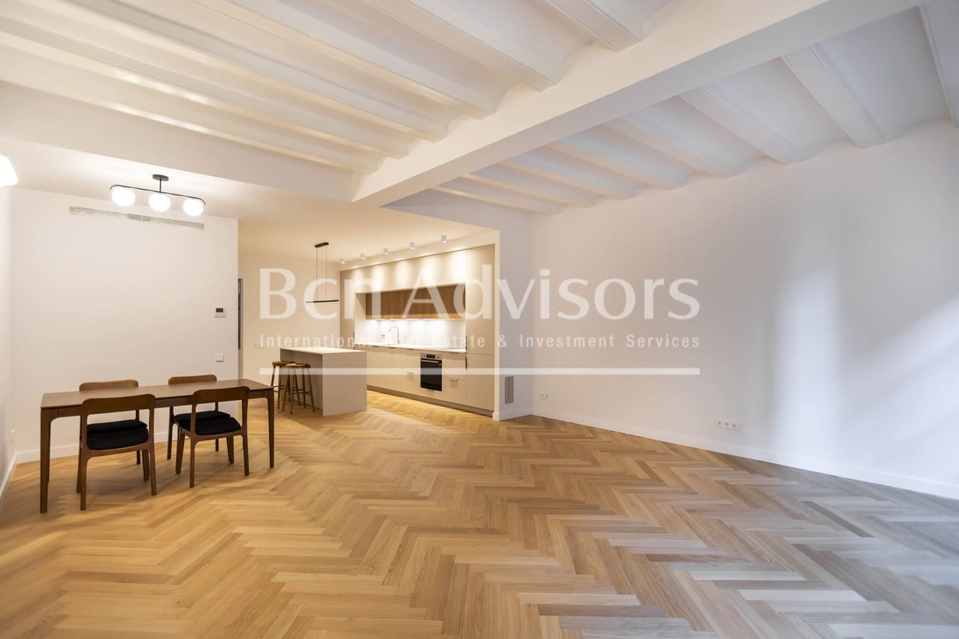 3 soveværelse Lejlighed til salg i Barcelona by - € 698.000 (Ref: 9875847)